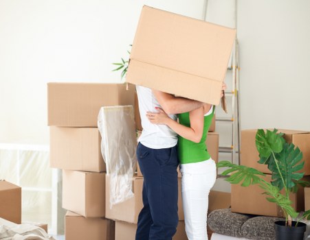 Packing boxes and furniture for a Sudbury removal service